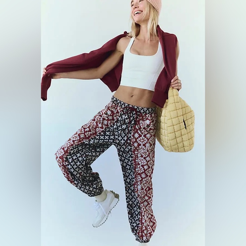 NWT FP Movement Printed Set Me Free Pants~ Espresso Revised